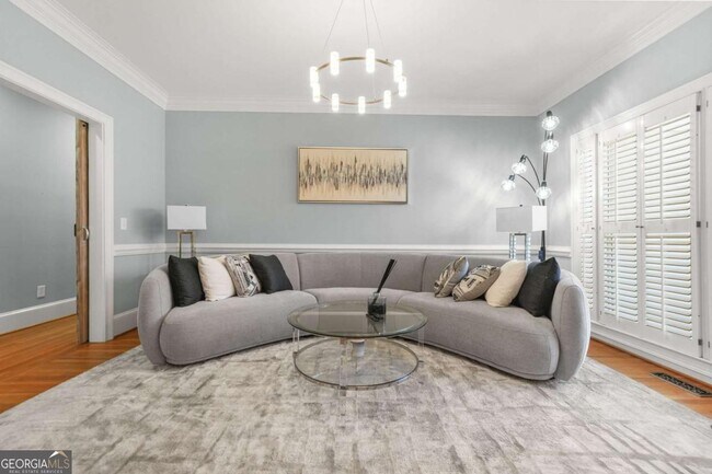 Foto del edificio - 9800 Foxworth Dr