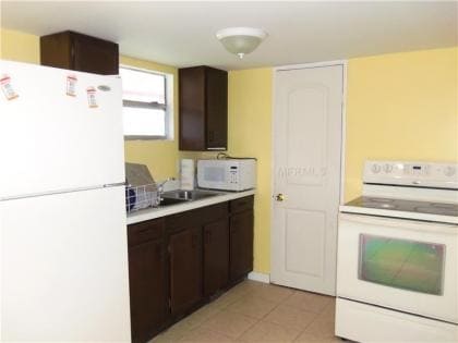 Building Photo - 2850 Lake Alfred Rd