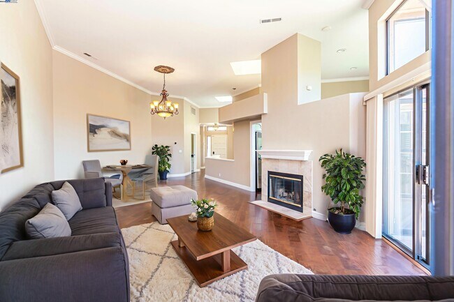 Foto del edificio - 4009 W Lakeshore Dr