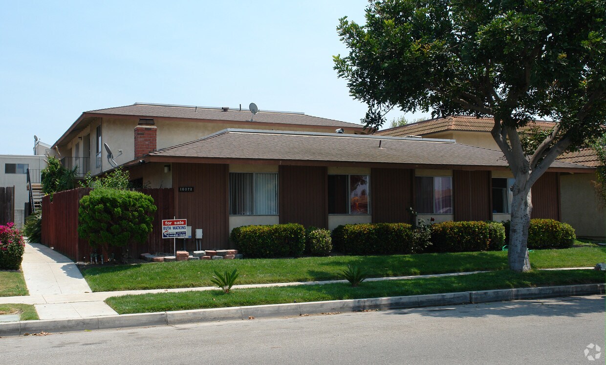 Primary Photo - 16072 Waikiki Ln