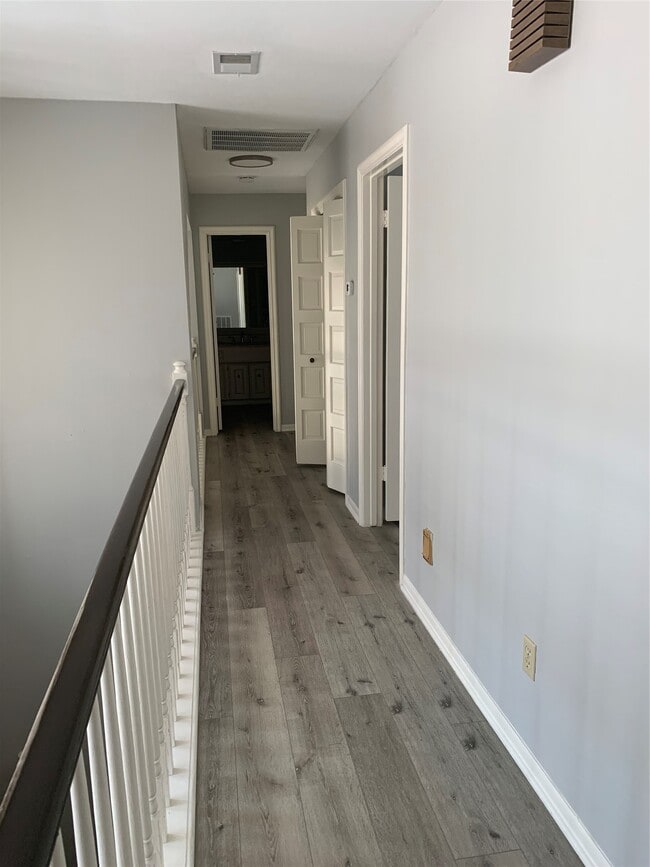 Building Photo - 3123 Bonney Briar Dr