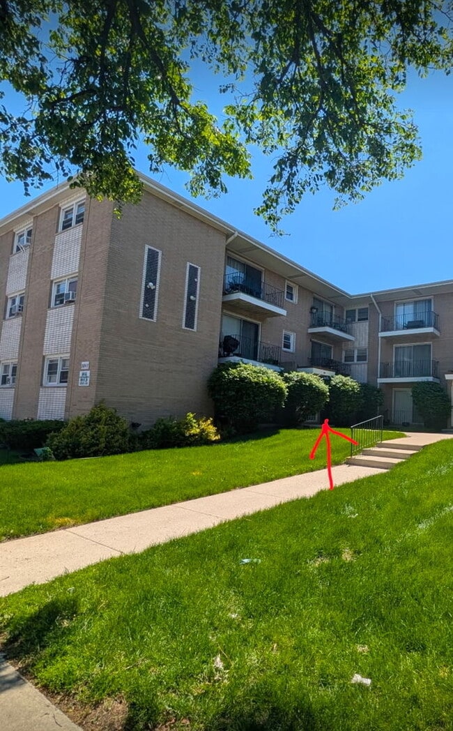 Building Photo - 3853 W 47th St