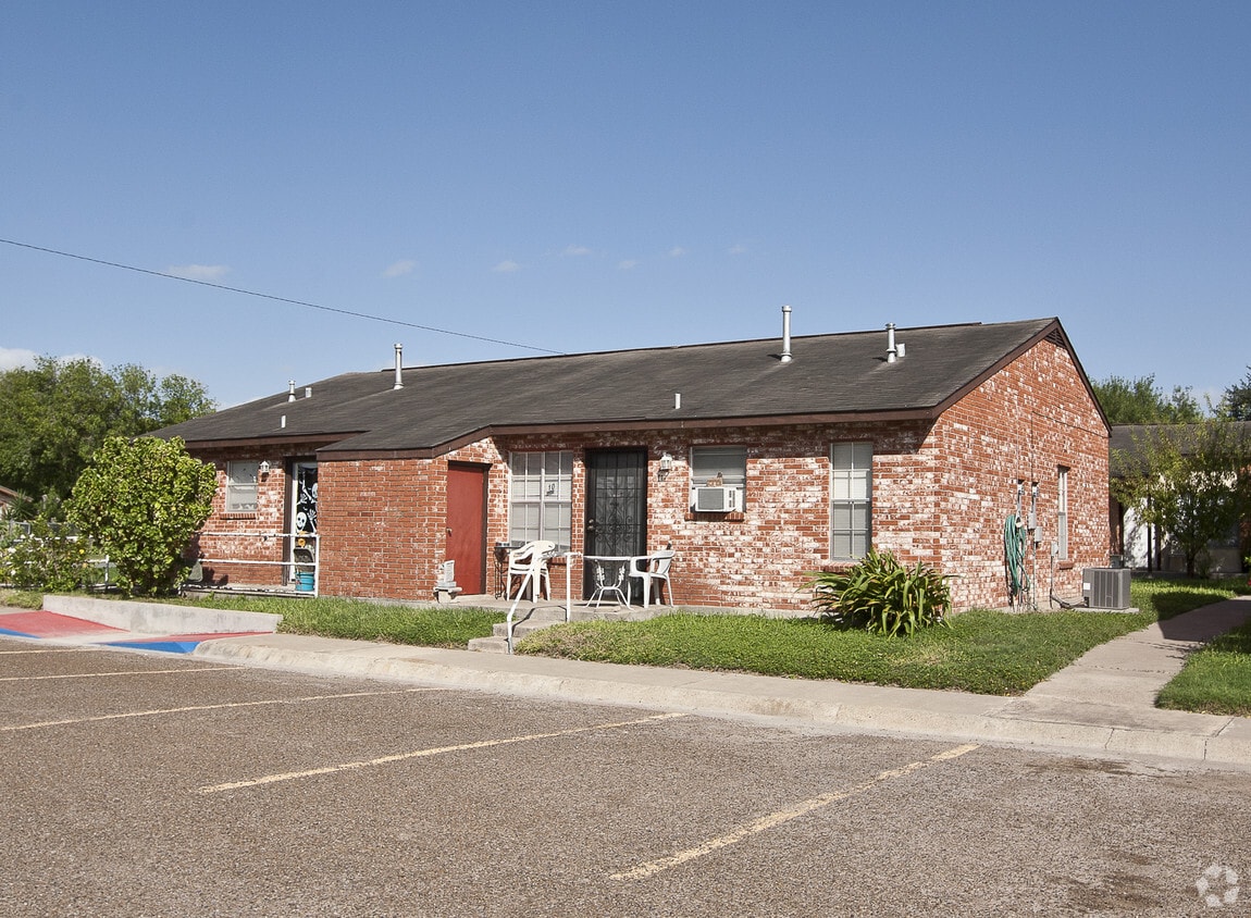 504 N 9th St. - Alamo Village Apartments