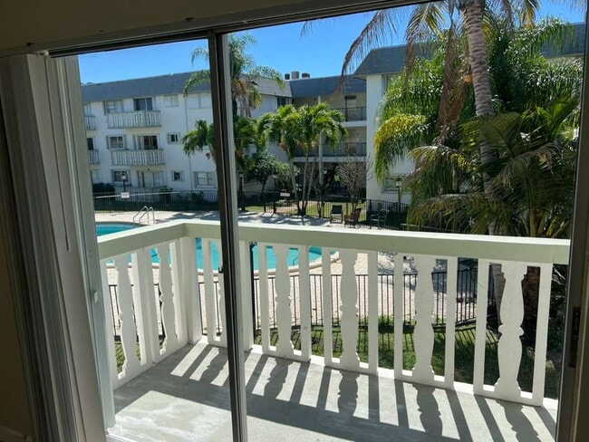 Photo - 15225 NE 6th Ave Townhome