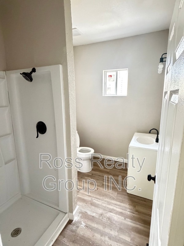 Foto del edificio - 1441 N Erie St