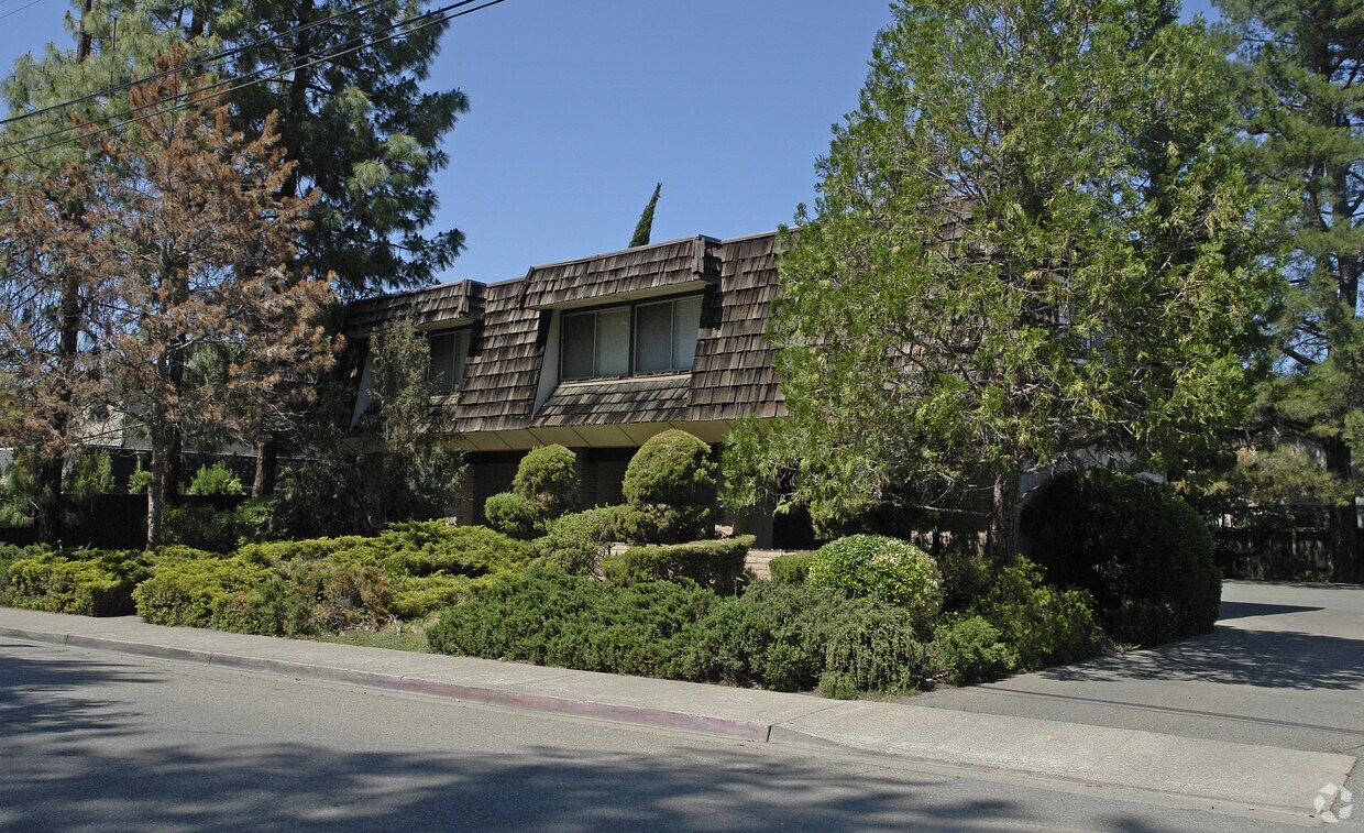 Foto principal - 1160 Walker Ave