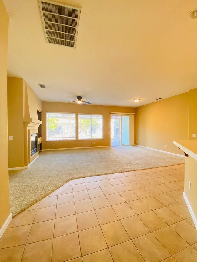 Foto del edificio - Just Down the Street from Pleasant Grove H...