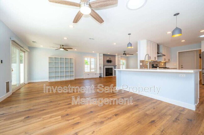 Foto del edificio - 6051 Bounty St