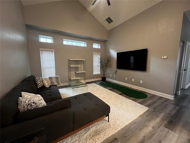 Building Photo - 250 SW 145th Dr