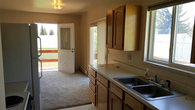 Foto del edificio - 329 N Tyler Ave