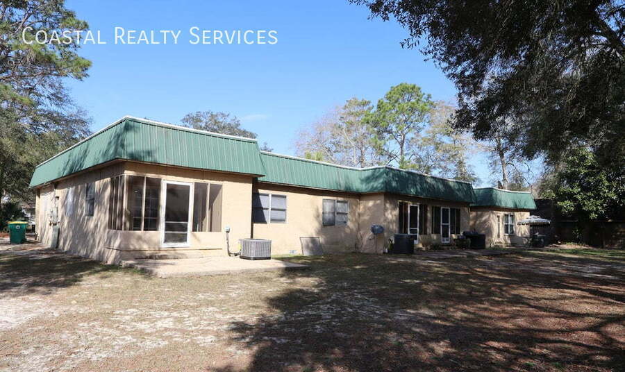 Building Photo - 1011 Hondo Ave