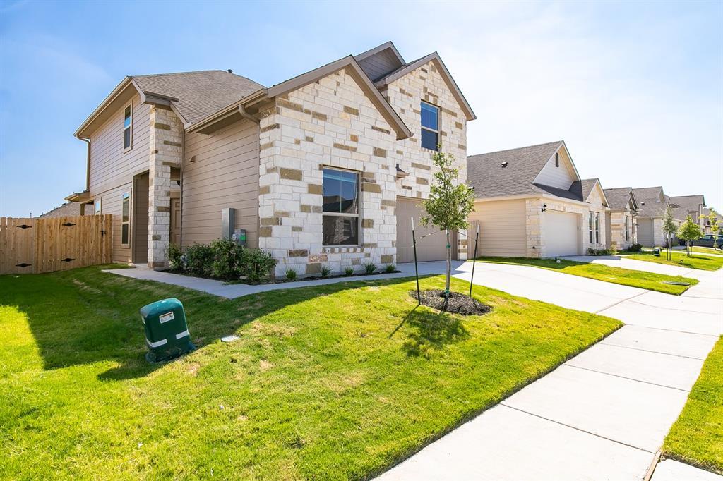 Foto principal - 905 Falkland Trace