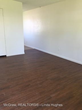 Foto del edificio - 622 N Cherokee Ave