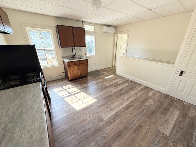 Foto del edificio - 1422 W Philadelphia St