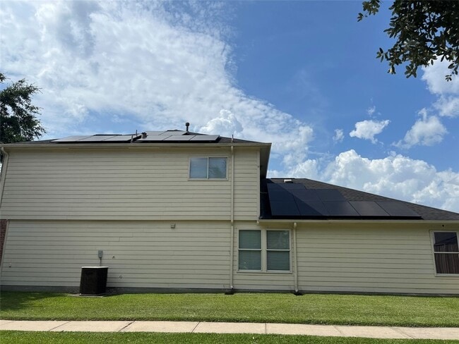 Photo - 10415 Collin Park House