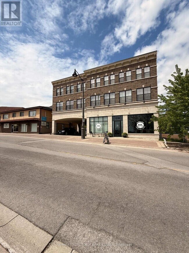 Photo du bâtiment - 1518 Pelham St
