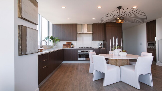 Foto del edificio - 1208 N Wells St