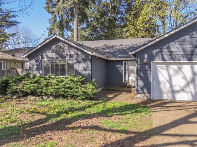 Foto del edificio - 3 Bedroom 2 Bath Ranch Home Coming soon !