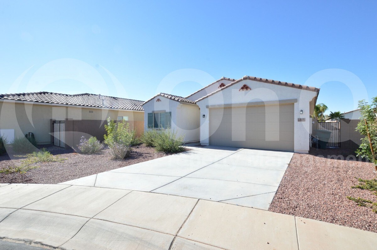 Foto principal - 3115 Medallion Ct