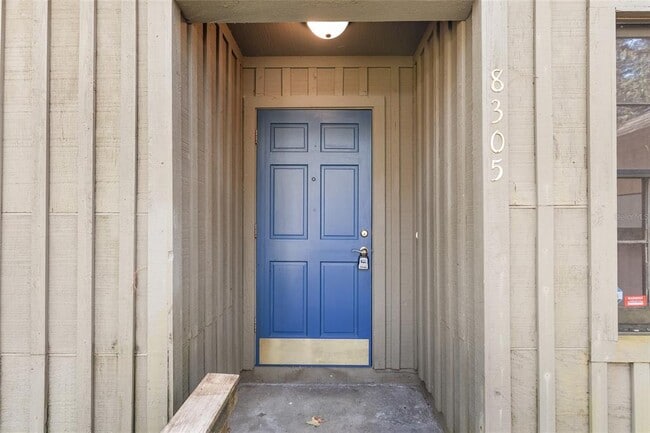 Building Photo - 8305 SW 46 Ln