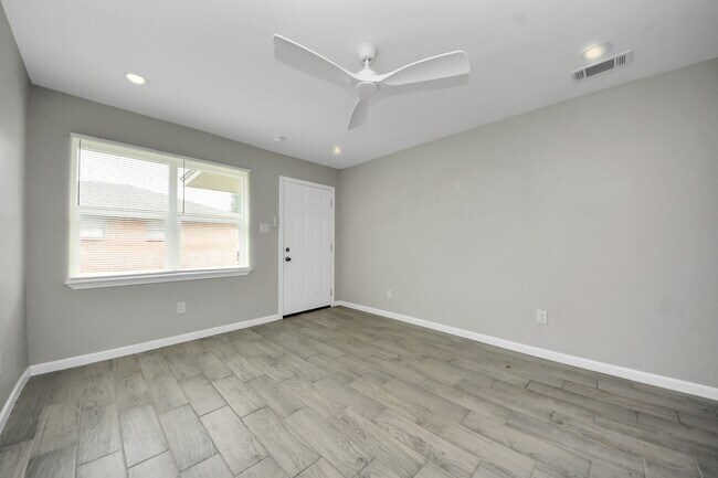 Foto del edificio - 5435 Pardee St