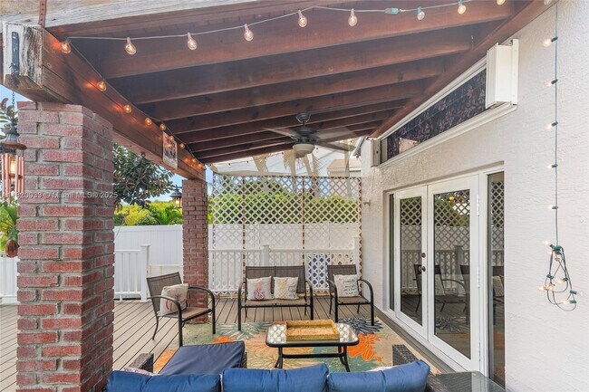 Foto del edificio - 15066 SW 22nd St