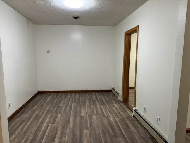 Foto del edificio - 154 N Franklin St