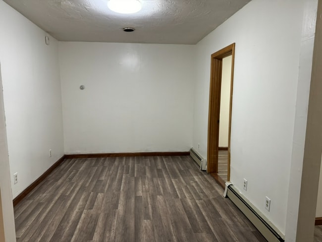 Photo - 154 N Franklin St Apartment