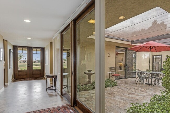 Foto del edificio - 7825 E San Carlos Rd