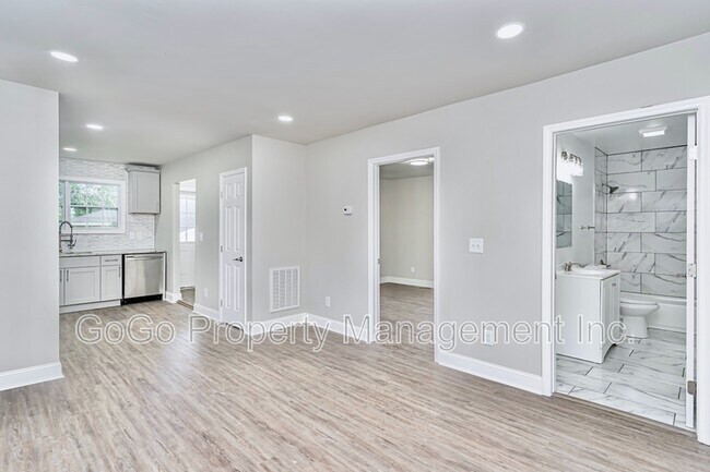 Foto del edificio - 115 Sterling St