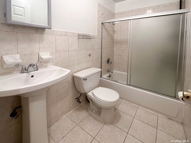 Foto del edificio - 127-08 97th Ave