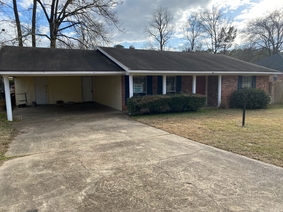 Primary Photo - 9541 Baird Rd