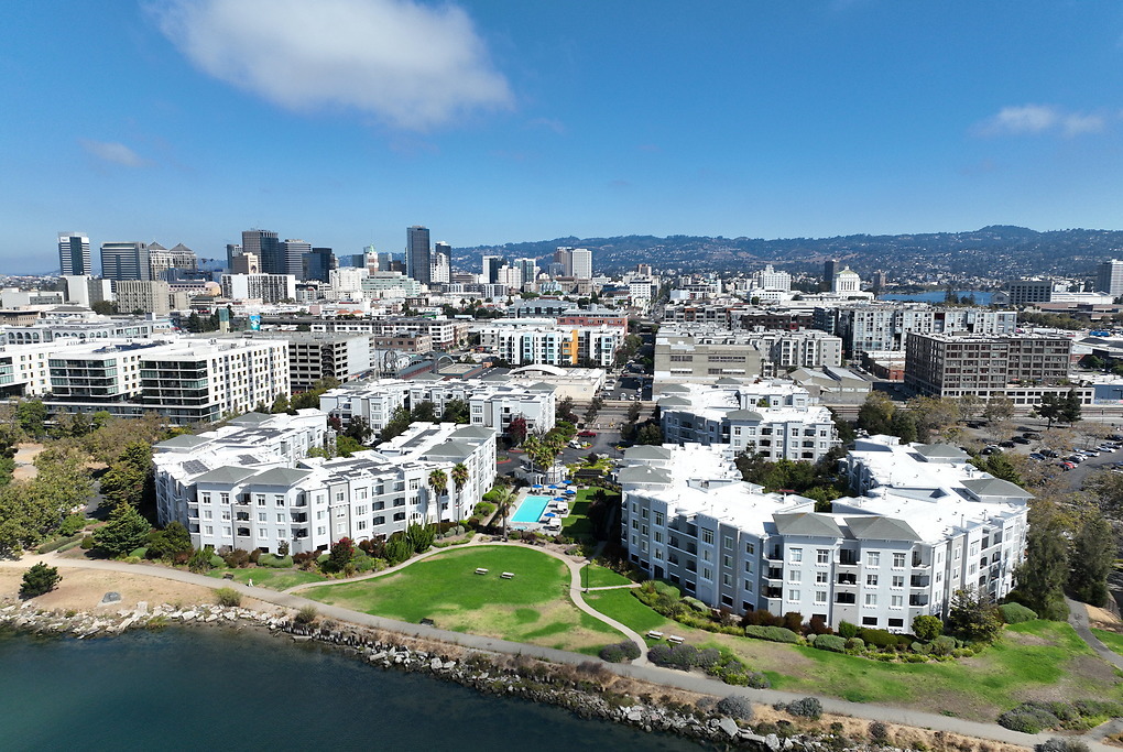 Foto principal - The Landing at Jack London Square