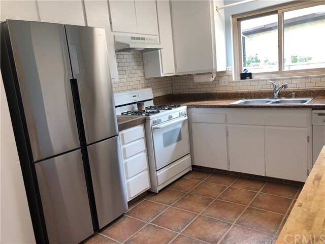 Building Photo - 711 Hacienda Dr