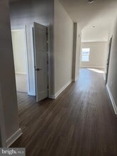 Building Photo - 327 Baker Dr