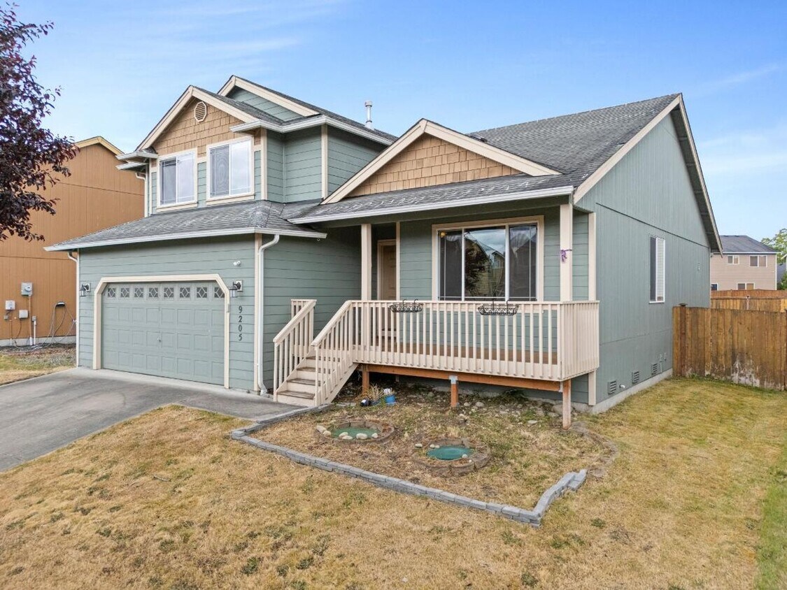 Foto principal - Bright & Spacious 4 Bedroom Home in Yelm f...