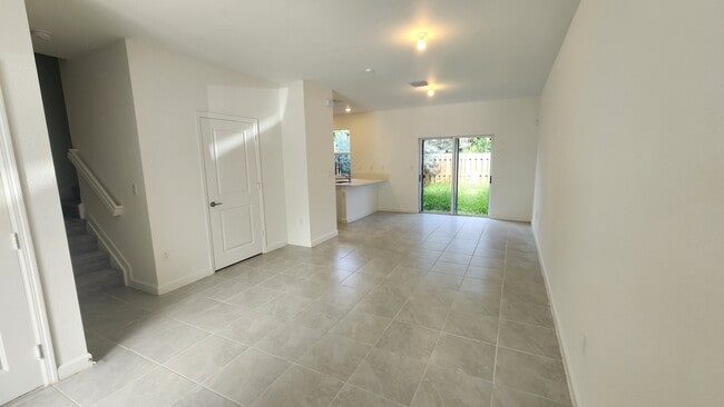Building Photo - 28933 SW 162nd Ct