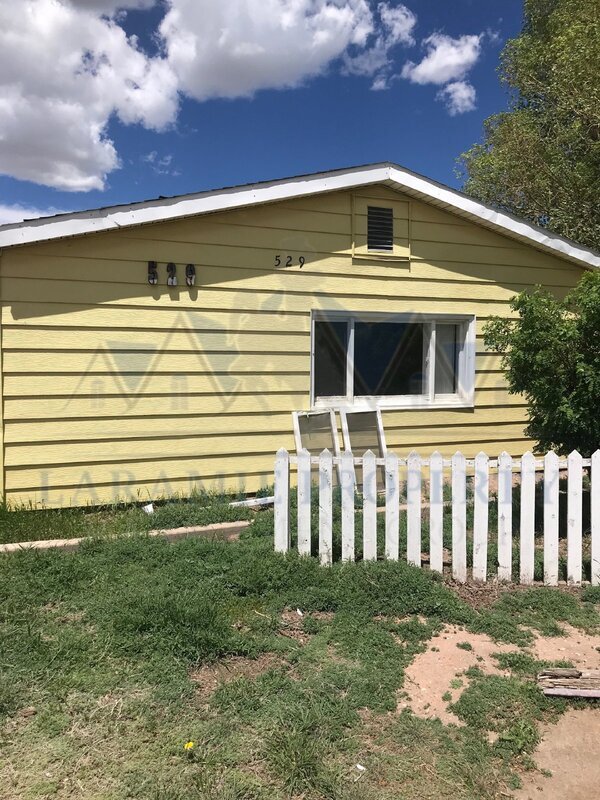 Foto del edificio - 529 E Spring Creek Dr