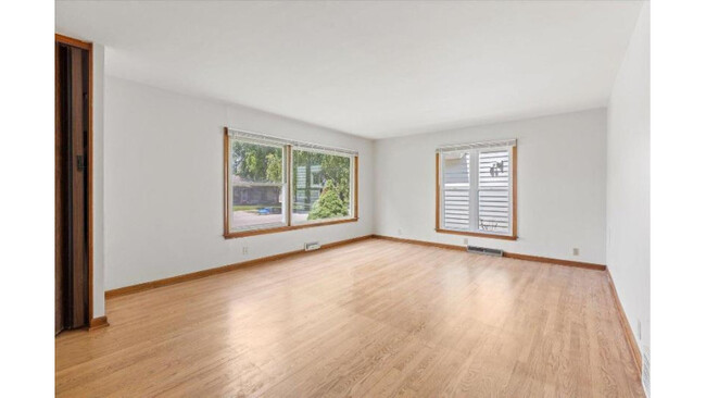 Foto del edificio - 3604 N 97th St