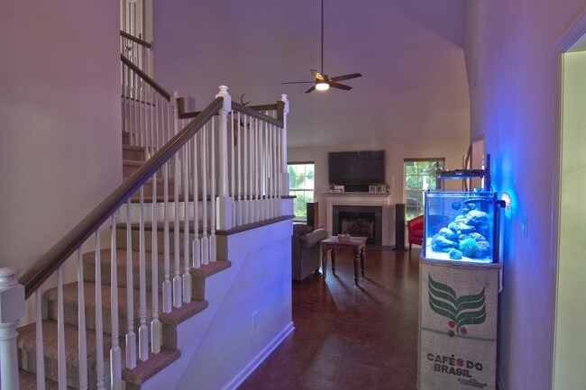Building Photo - 713 Lawton Harbor Dr