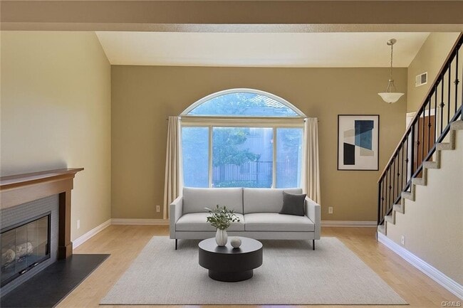 Building Photo - 1802 Vanderbilt Ln