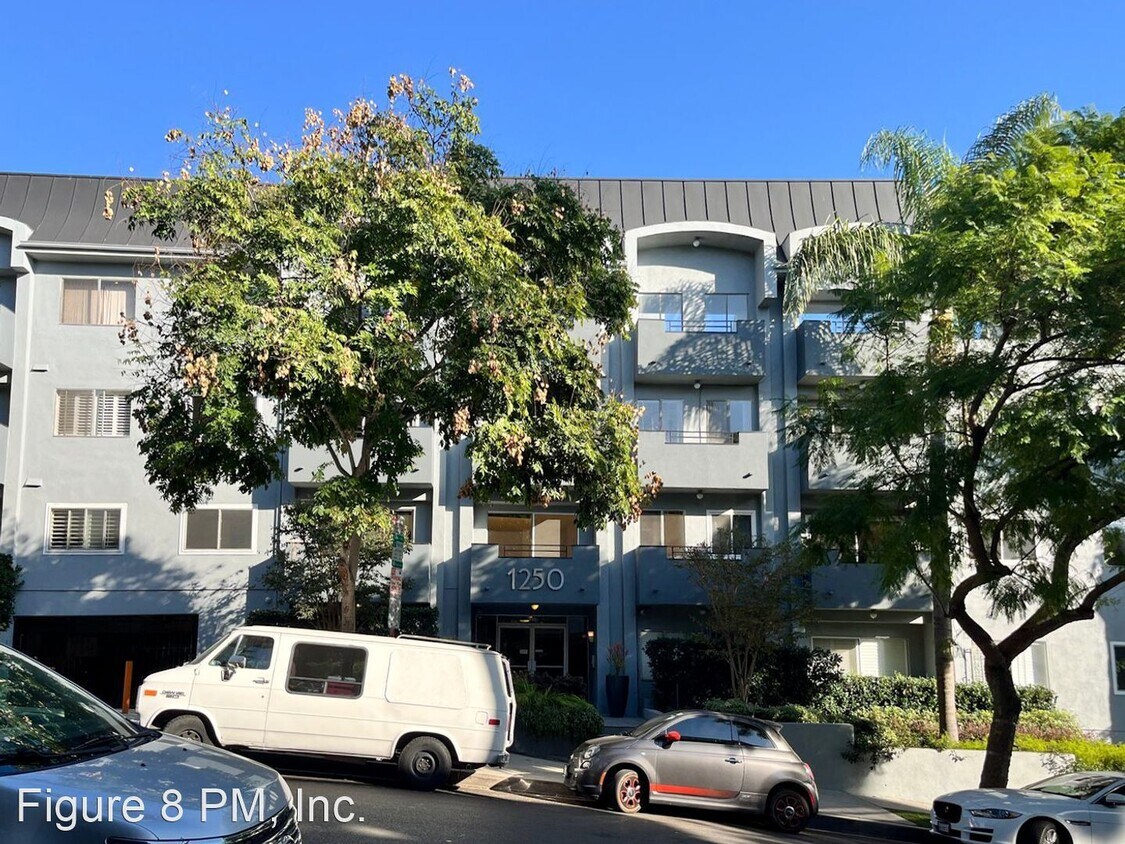 Foto principal - 2 br, 2 bath House - 1250 Kings Rd #304