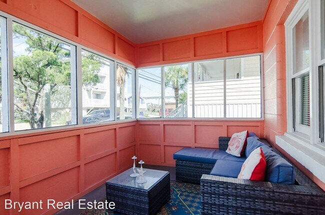 Foto del edificio - 2 br, 1.5 bath House - 710 Canal Street Lo...