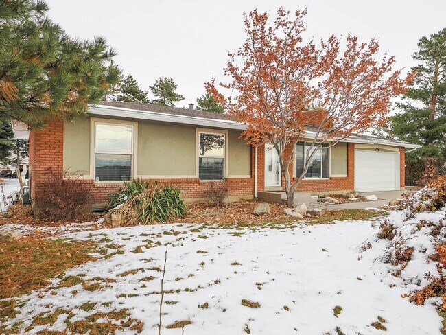 Building Photo - Cosy Rambler in Lehi!