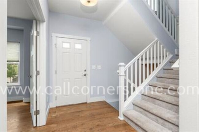 Building Photo - 314 Eclipse Dr