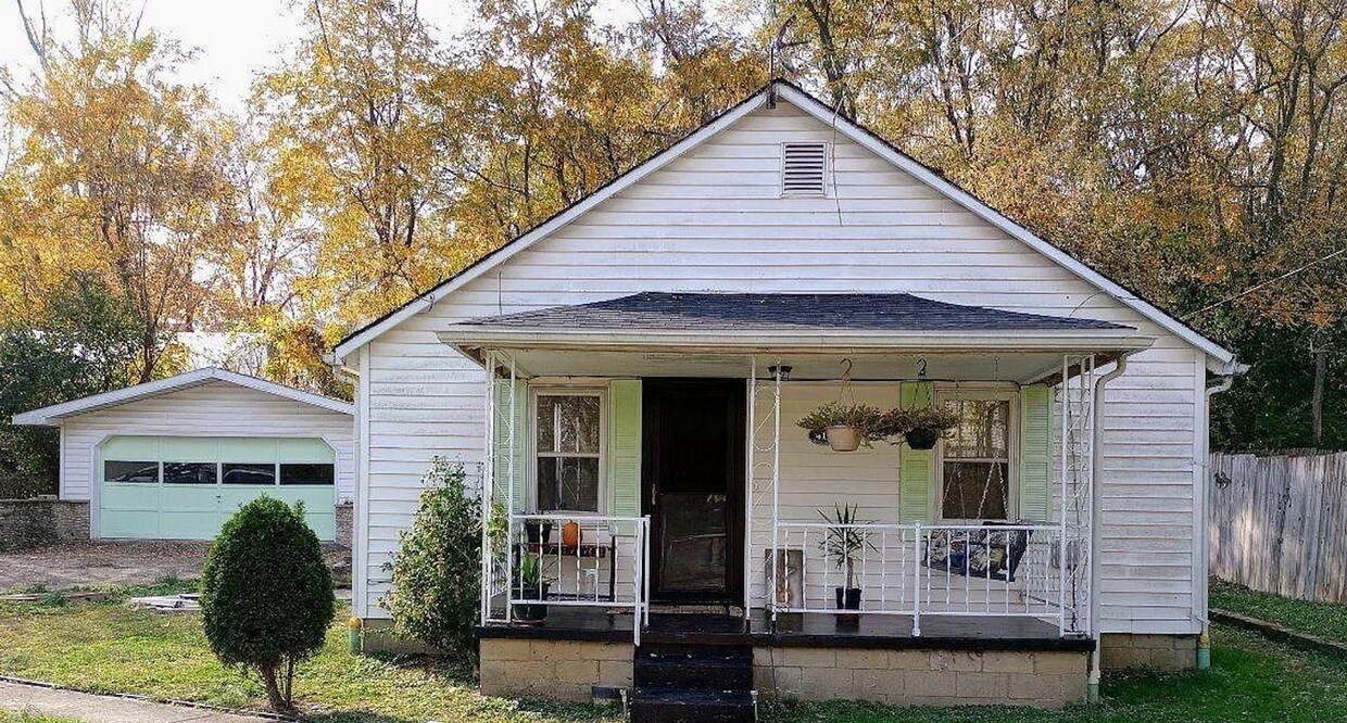 Foto principal - 411 N Spring St