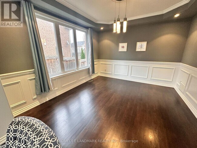 Building Photo - 2225 Canonridge Cir