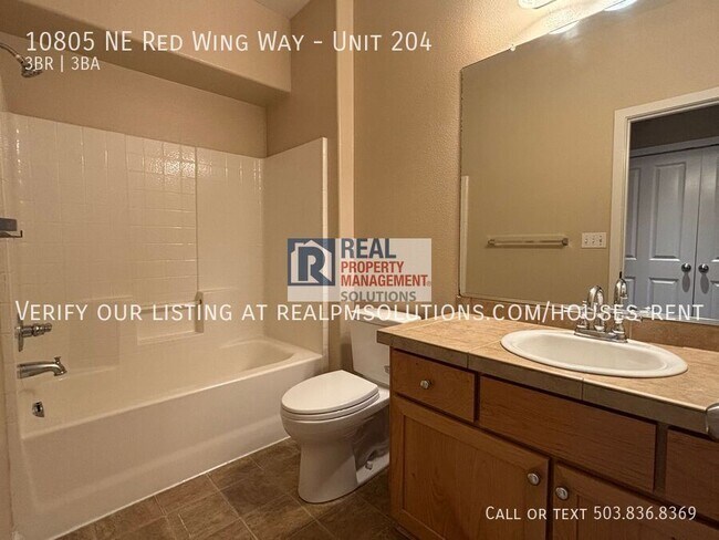 Foto del edificio - 10805 NE Red Wing Way