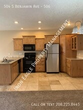 Building Photo - 504 S Benjamin Ave