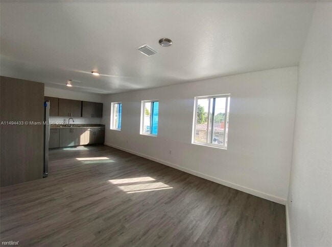 Building Photo - 3 br, 2 bath House - 1781 NW 65th Street 1783